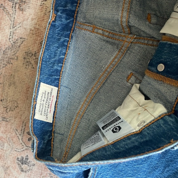 Women’s Levi’s 501 cropped sz 28 - Picture 4 of 6